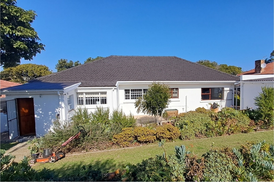 3 Bedroom Property for Sale in Perridgevale Eastern Cape
